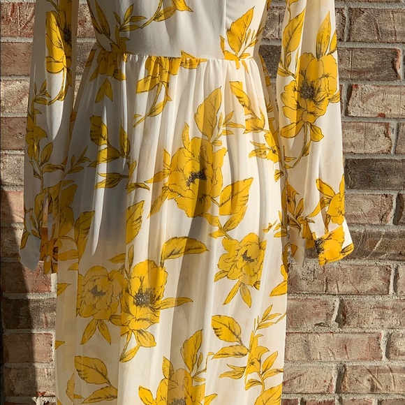 Forever 21 Flower maxi ✏️ - Picture 4 of 4